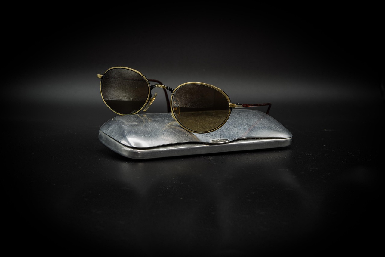 sunglasses, glasses case, glasses frame, aluminum, used, sun protection, glasses, sunglasses, glasses case, glasses case